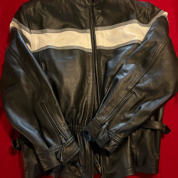 Jamin Leather women’s motorcycle jacket with winter liner - Picture 4 of 5